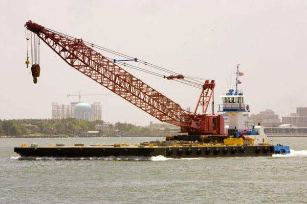 workers protected by alerting device show company cares